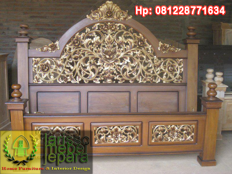 .LARISSO MEBEL JEPARA Model Tempat Tidur Raja Ukiran Mawar Kerawangan