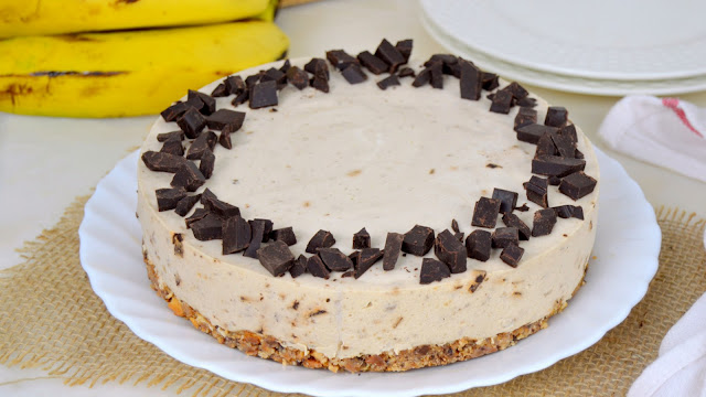 Tarta fría de plátano y chocolate sin horno