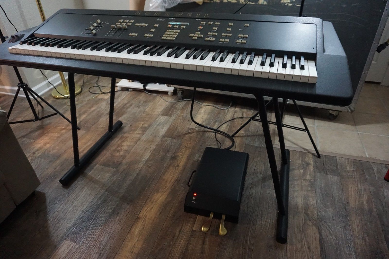 MATRIXSYNTH Kurzweil K250 synth FULLY RESTORED with Pedal Board