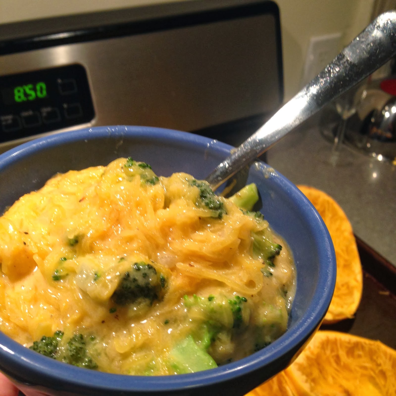 glutenfreeguaranteed Spaghetti Squash Mac and Cheese Broccoli Bake