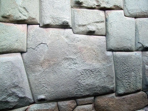Hatun Rumiyoc (Piedra de los Doce Ángulos)