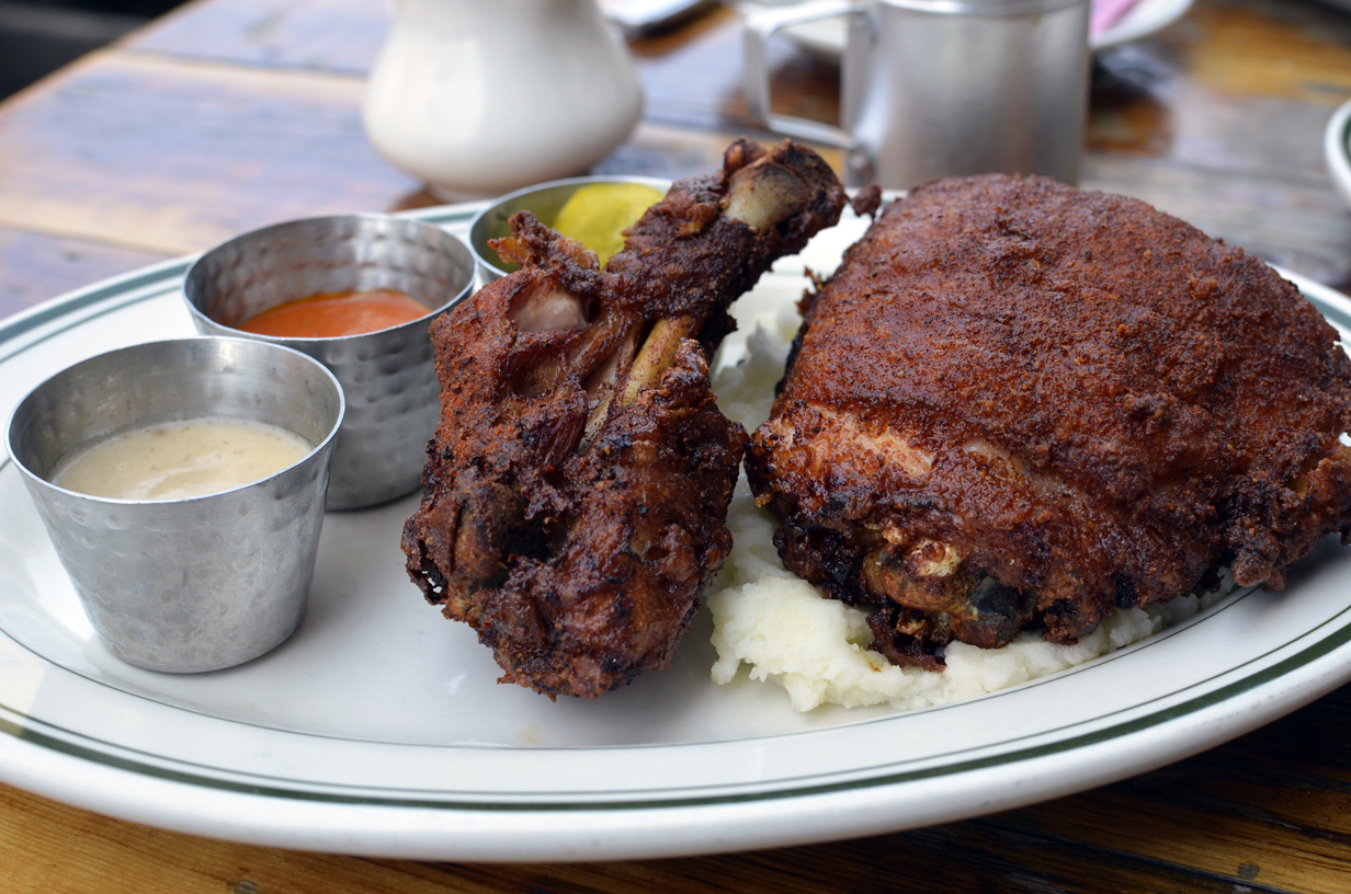 Han + Diana Eats! A Food Blog Brunch in Harlem Red Rooster