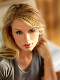 gambar bogel, gambar bogel awek, gambar bogel taylor swiwt, taylor