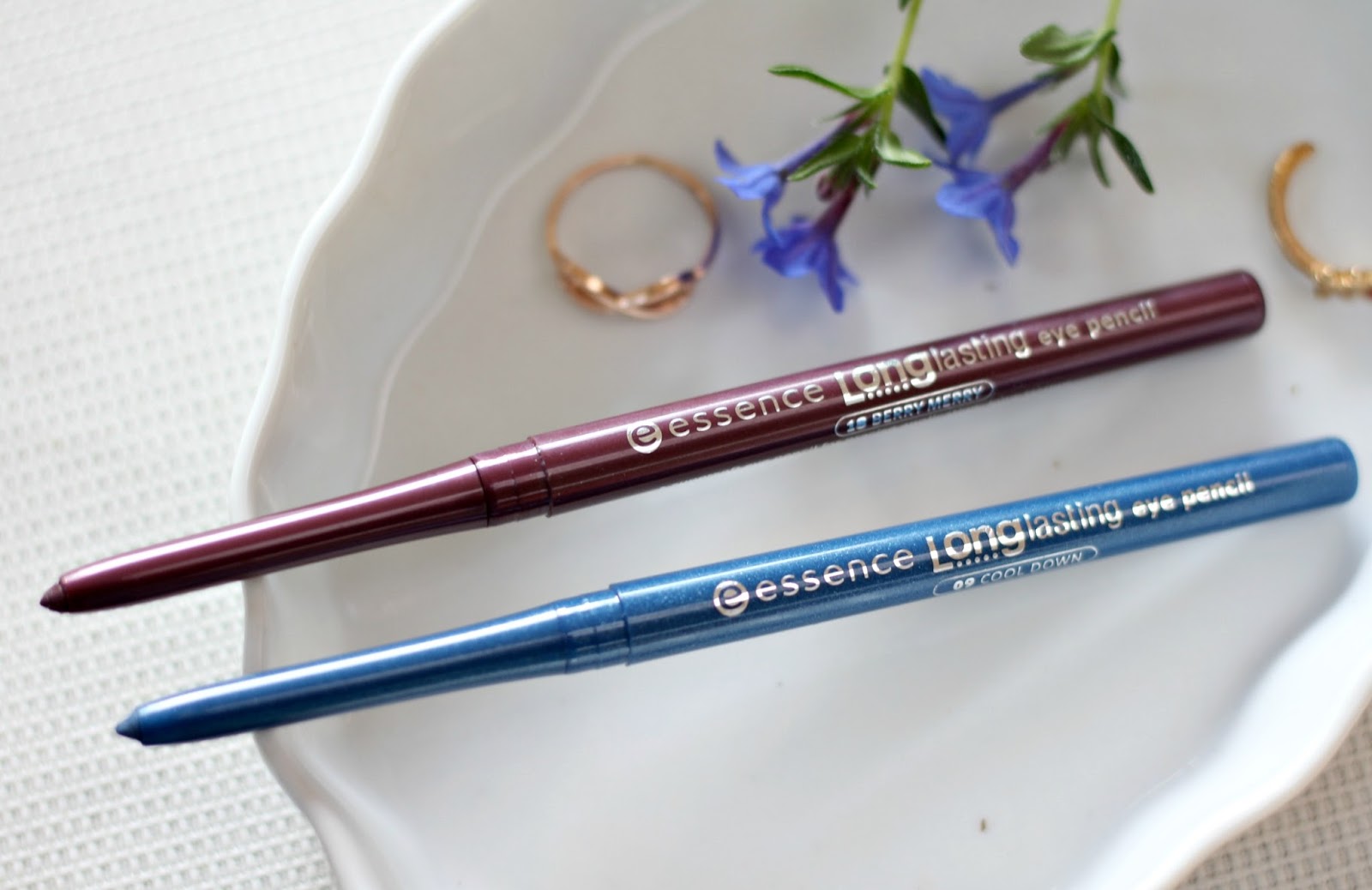 Eyeliner Basics ft. Essence Cosmetics — Raincouver Beauty