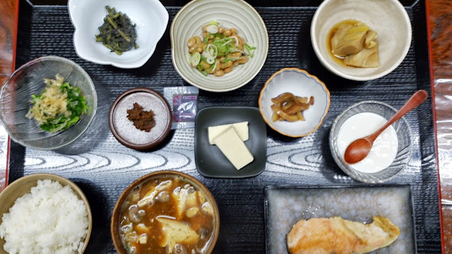 民宿本間の朝食