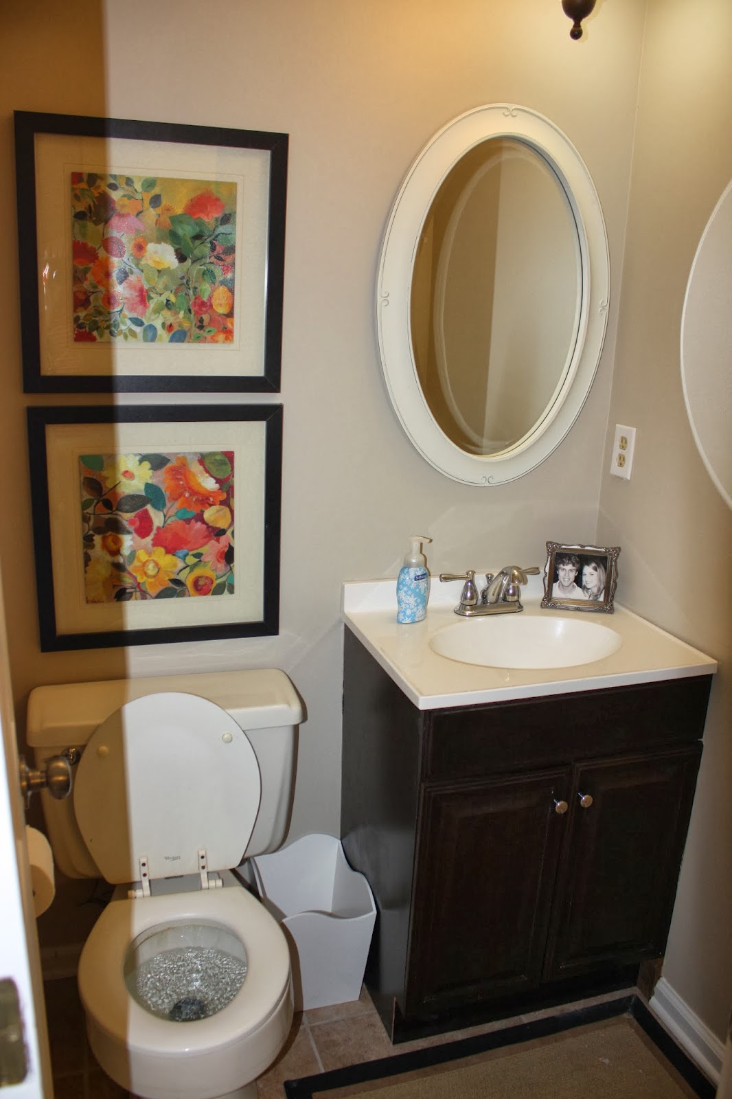 Modern Minimalist Vintage Laundry Room And Half Bath Decorating Ideas : Laundry Room White Ideas Tile Floor Tiles Bathroom Grey Gray Slate Rooms Small Floors Flooring Utility Homemydesign Wall Marble Board