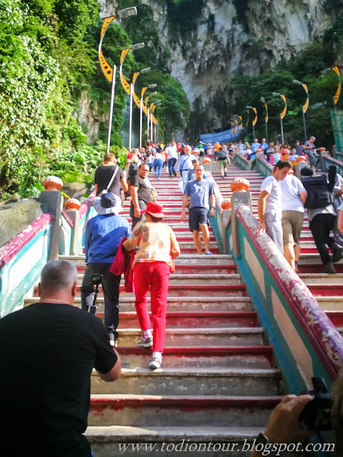 Treppe zu den Batu Caves