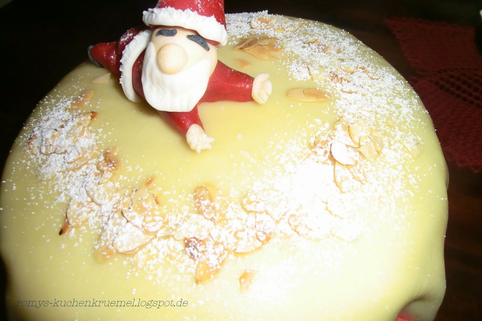 Kuchenkruemel Backblog : Weihnachtstorte - Mohn-Marzipantorte mit Himbeeren