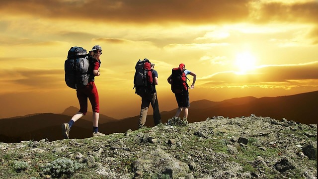 Mempersiapkan Peralatan Naik Gunung untuk Kenyamanan Saat Mendaki
