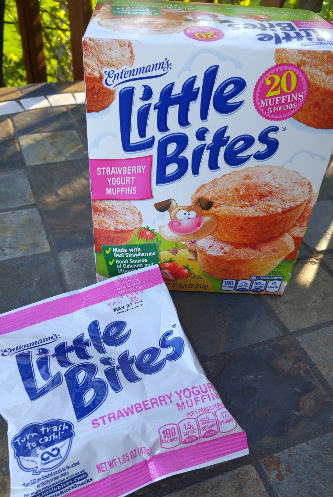 One Momma Saving Money Entenmann’s® Little Bites Strawberry Yogurt