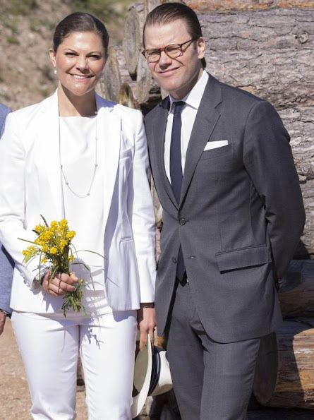 Crown Princess Victoria of Sweden and Prince Daniel of Sweden visited the Island of Gotland. Also visits the newly built bee-hotel. Gotland Governor Cecilia Schelin-Seidegård