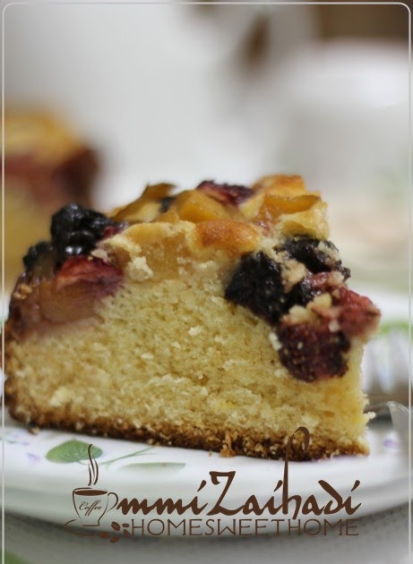 Home Sweet Home: Fruit Pastry Cake