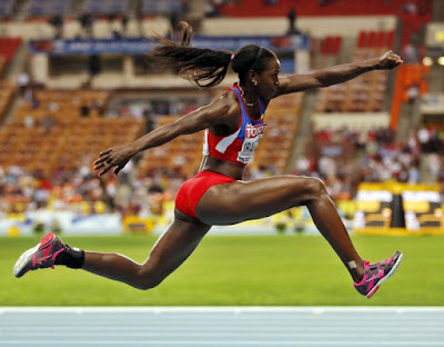 Training junior athletes using biomechanics and optimal technique for triple jump