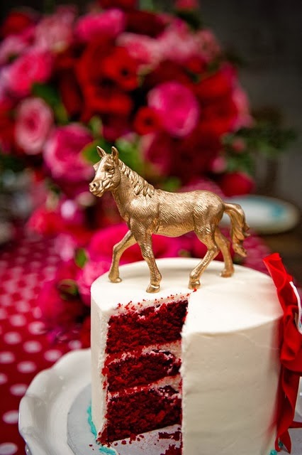 Kentucky Derby Red Velvet Cake | DerbyMe.com