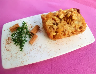 tortina (zapekanka) di fusilli con mele, uvetta e noci