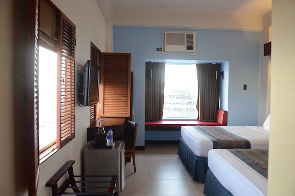 HOTELS IN MANILA Microtel Inns and Suites Mall of Asia