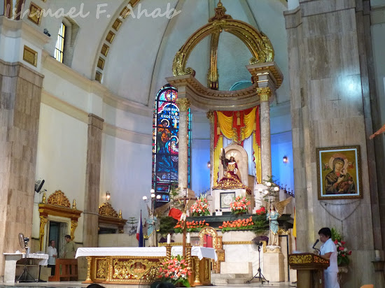 Altar of Quiapo Church