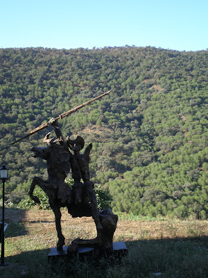 Escultura de Quijote , Aurelio Teno , Senderismo en Córdoba