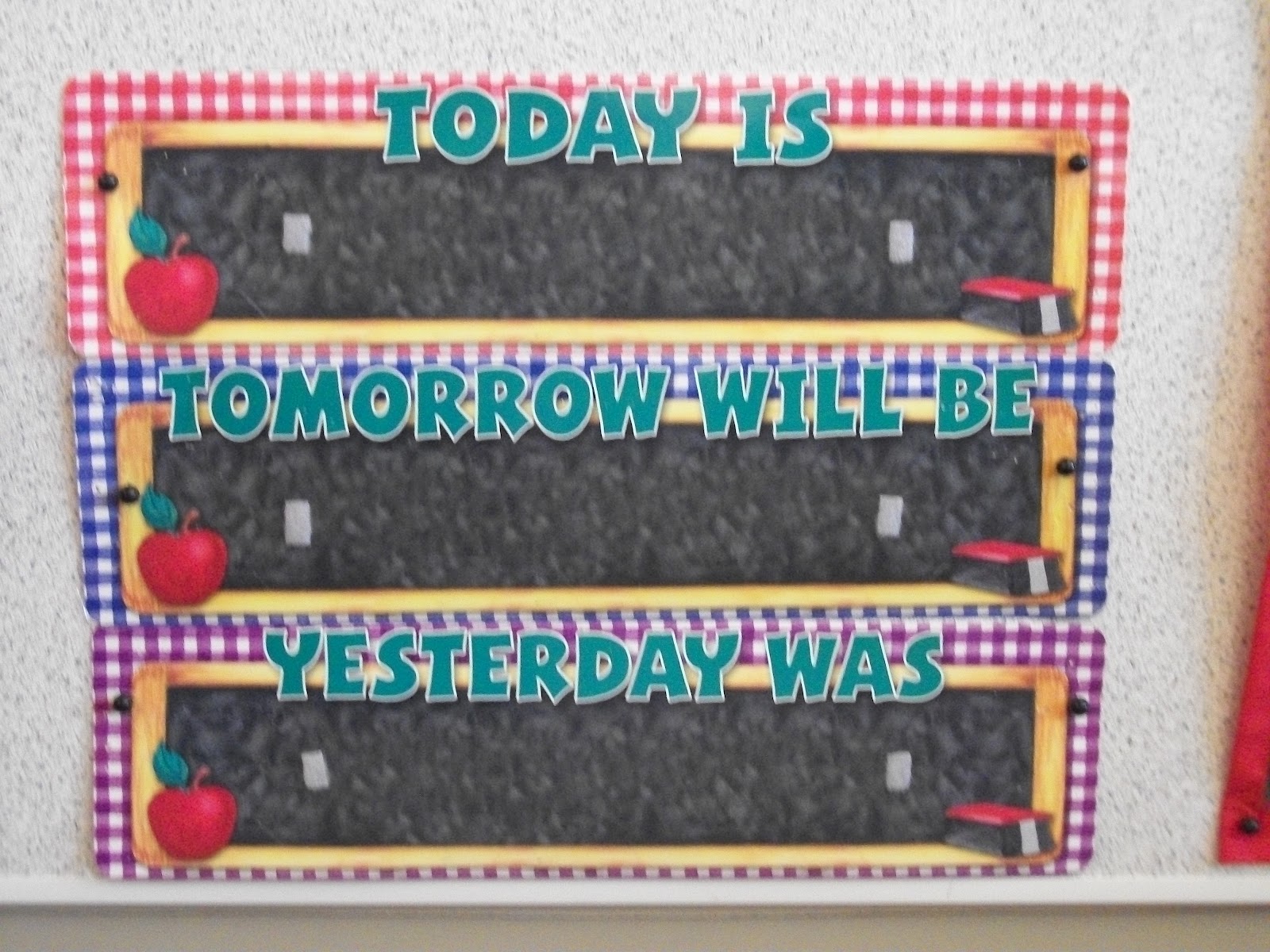 Miss Van Maren's Fantastic First Grade: My Calendar Routine: August