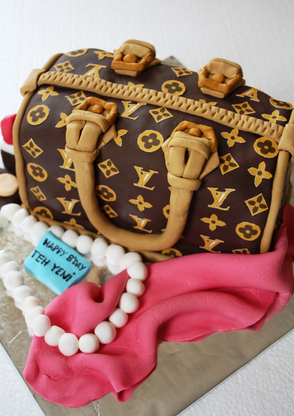 Kue Ulang Toko Online Ultah Emy Louis Vuitton Bag Tiga