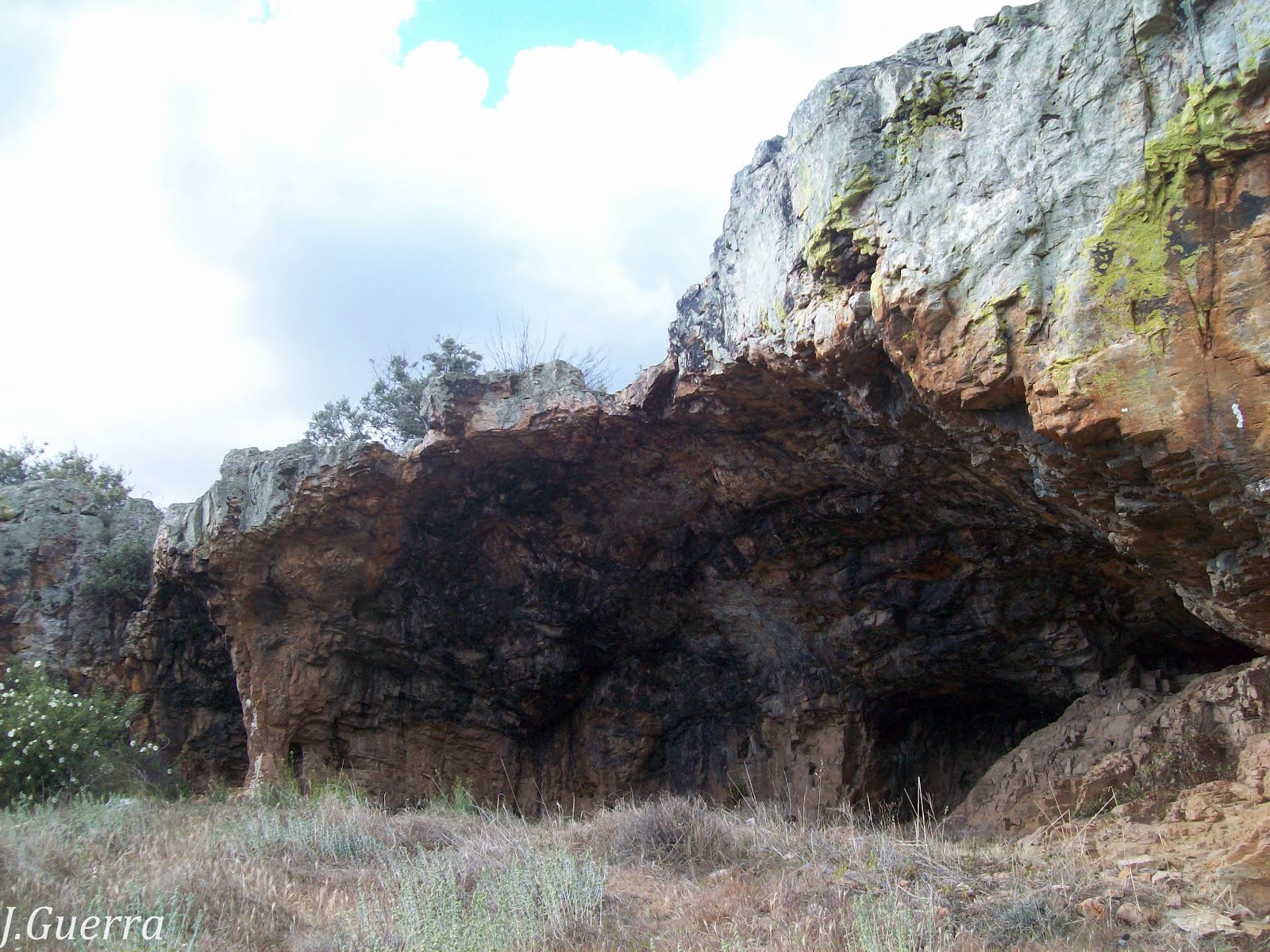 Senderismo Sierra Grande de Hornachos CUEVAS Senderismo Sierra Grande de Hornachos CUEVAS