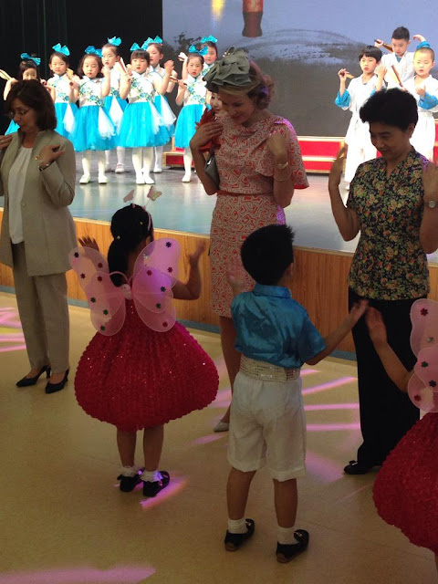 Queen Mathilde of Belgium visits of number 3 Kindergarten of Hubei provincial administrative organs in Wuhan 