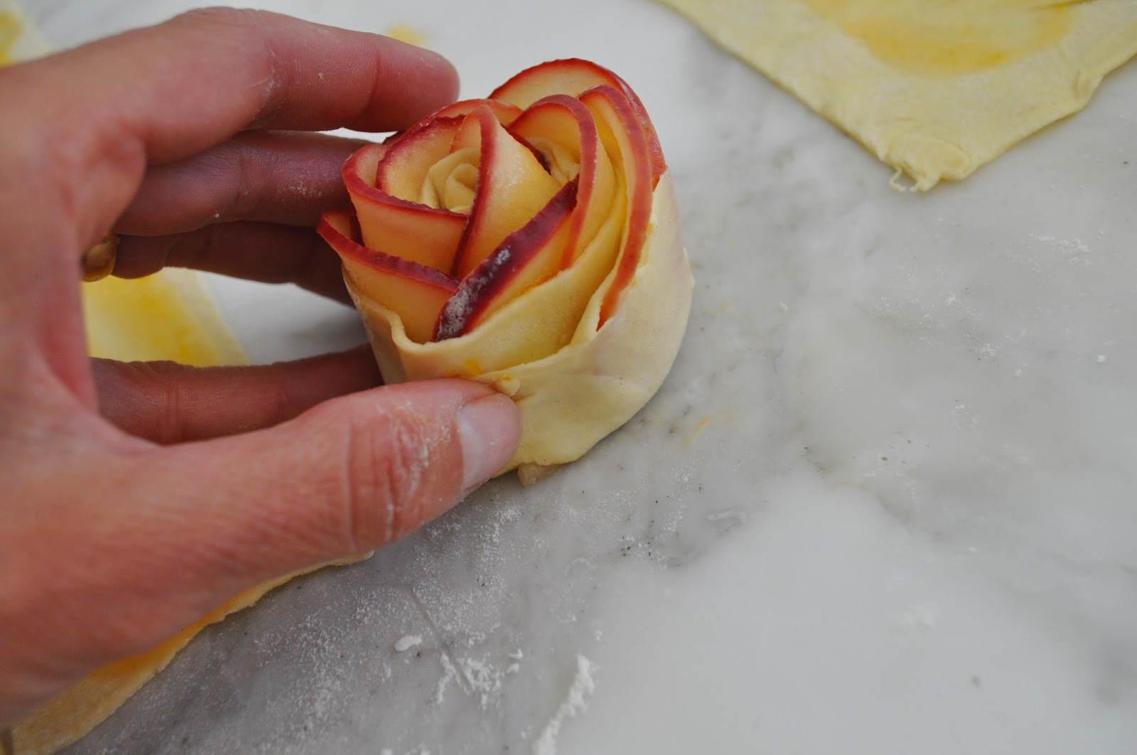 Healthy Diet: Apple Rose Puff Pastry