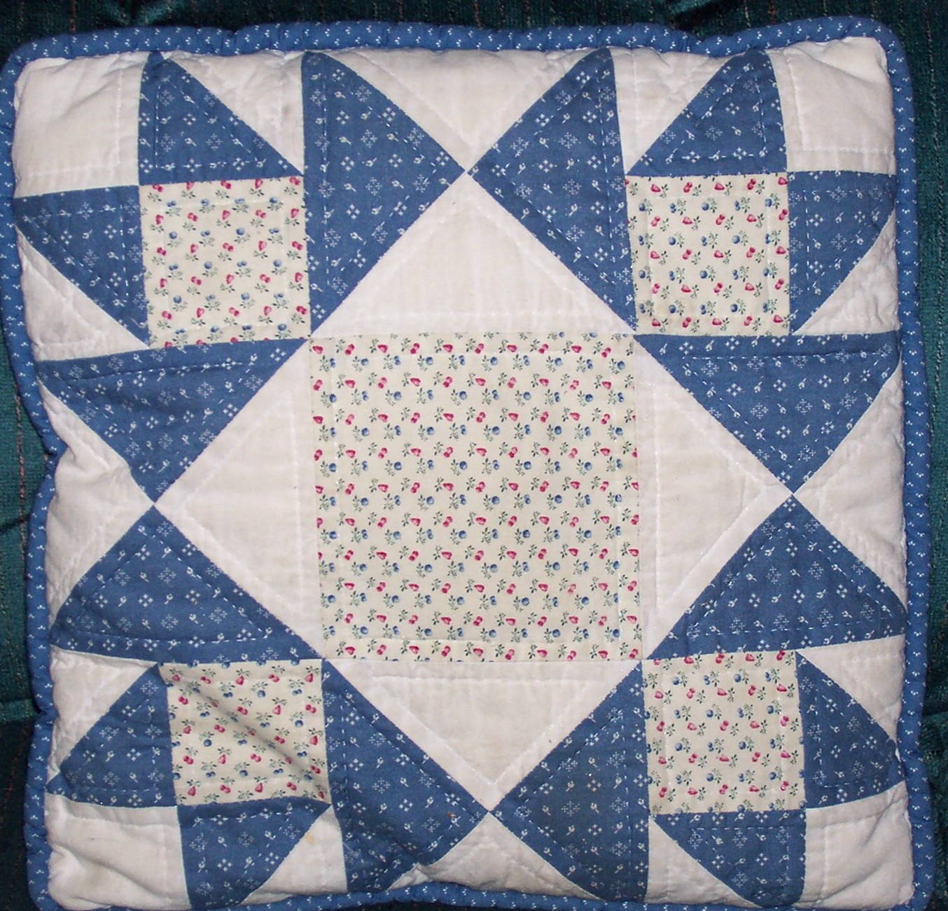 Pamelaquilts How to Cut and Sew an Ohio Star Quilt Block