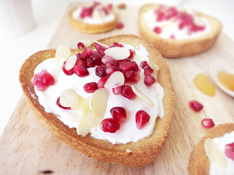 Granatapfel Tarte leicht und lecker mit Joghurt und Mandel Granatapfel Tarte leicht und lecker mit Joghurt und Mandel