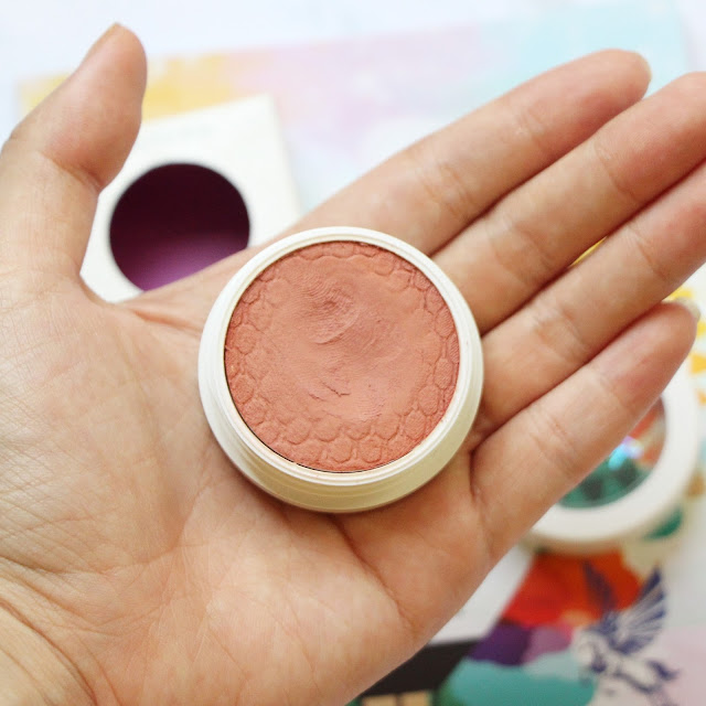 colourpop-between-the-sheets-blush-size