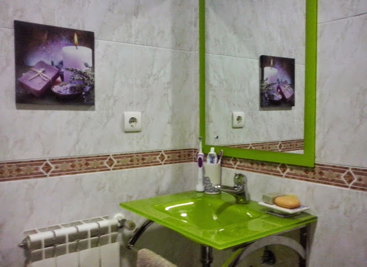 Arantxa Amor decoración.: Un baño en color verde low cost