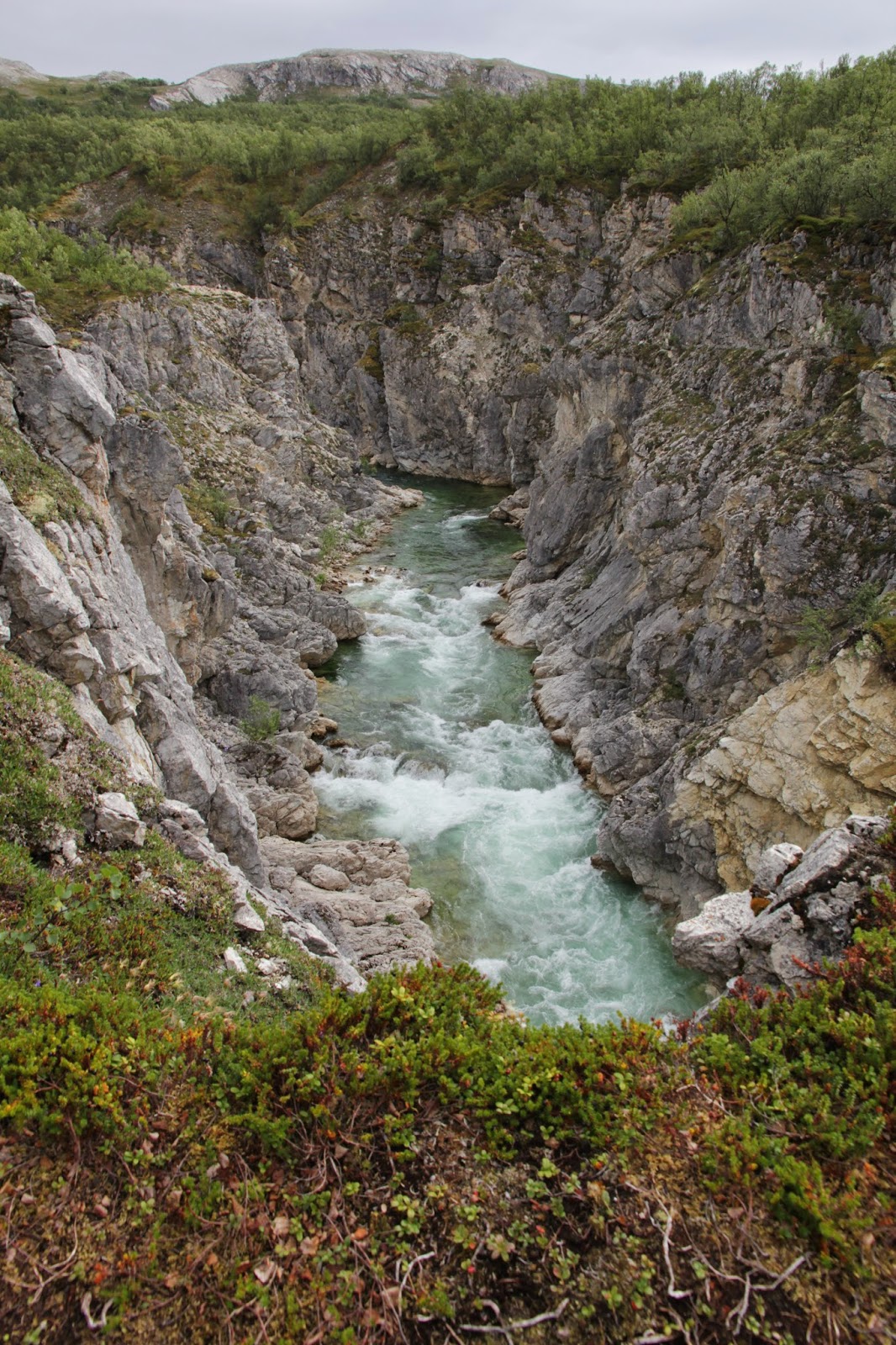 Norge Sett Fra Sideveiene Elver Stryk Og Fosser