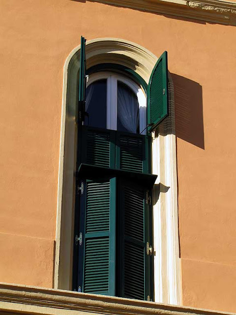 Window shutters, Livorno