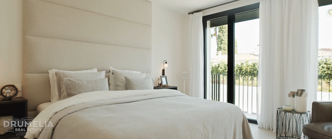 28 Interior Design Photos vs. El Rosario, Marbella East Luxury Villa Tour
