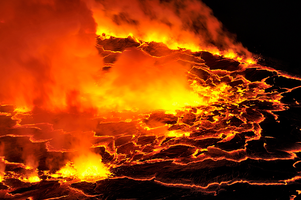 بركان نييراجونجو .. رحلة إلى مركز الأرض ( 15 صورة مذهلة ) !