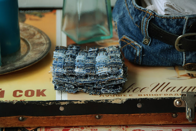 Farkkujen sisäsaumasta lasinaluset