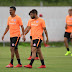 Pré-temporada: Sob a alta temperatura colorado treina no CT