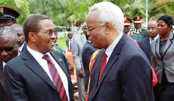 Kiwete’s Latest tweet… Does it Have Anything To do With Lowassa