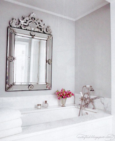 en 9:46 Etiquetas: Baños