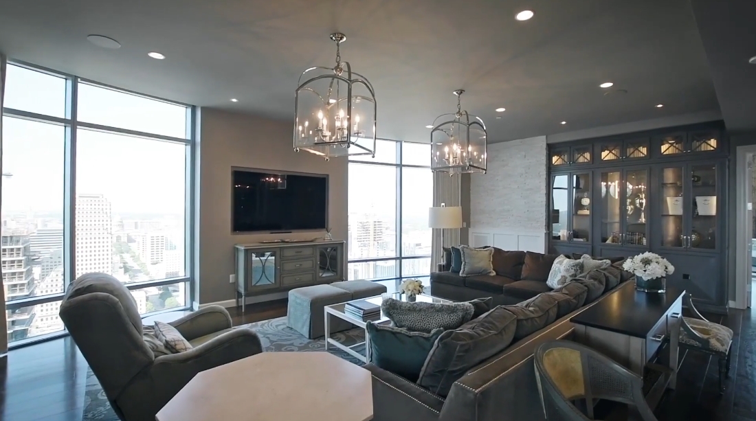 25 Photos vs. 200 Congress Ave #33DN, Austin, TX Interior Design Luxury Condo Tour