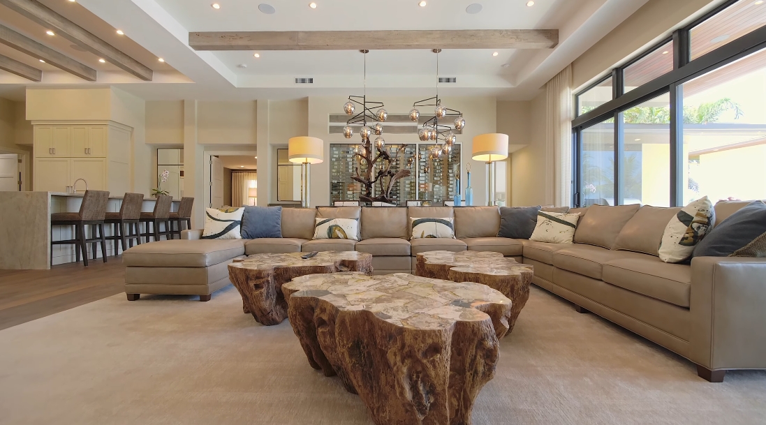 44 Photos vs. 919 S Southlake Dr, Hollywood, FL Luxury Home Interior Design Tour