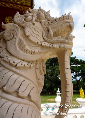 Dragon at the entrance of the Wat Na Wong in Nan province, North Thailand