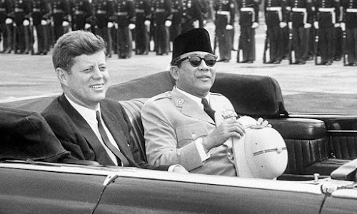 Kennedy Dibunuh, Soekarno Lengser, Freeport pun Deal ...
