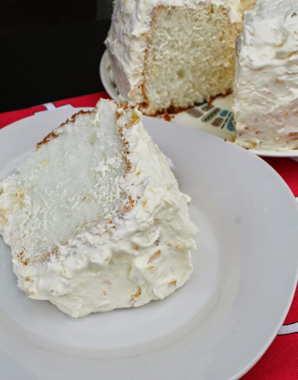 Super easy and delicious Pineapple Whipped Cream Frosting - my grandma's recipe 