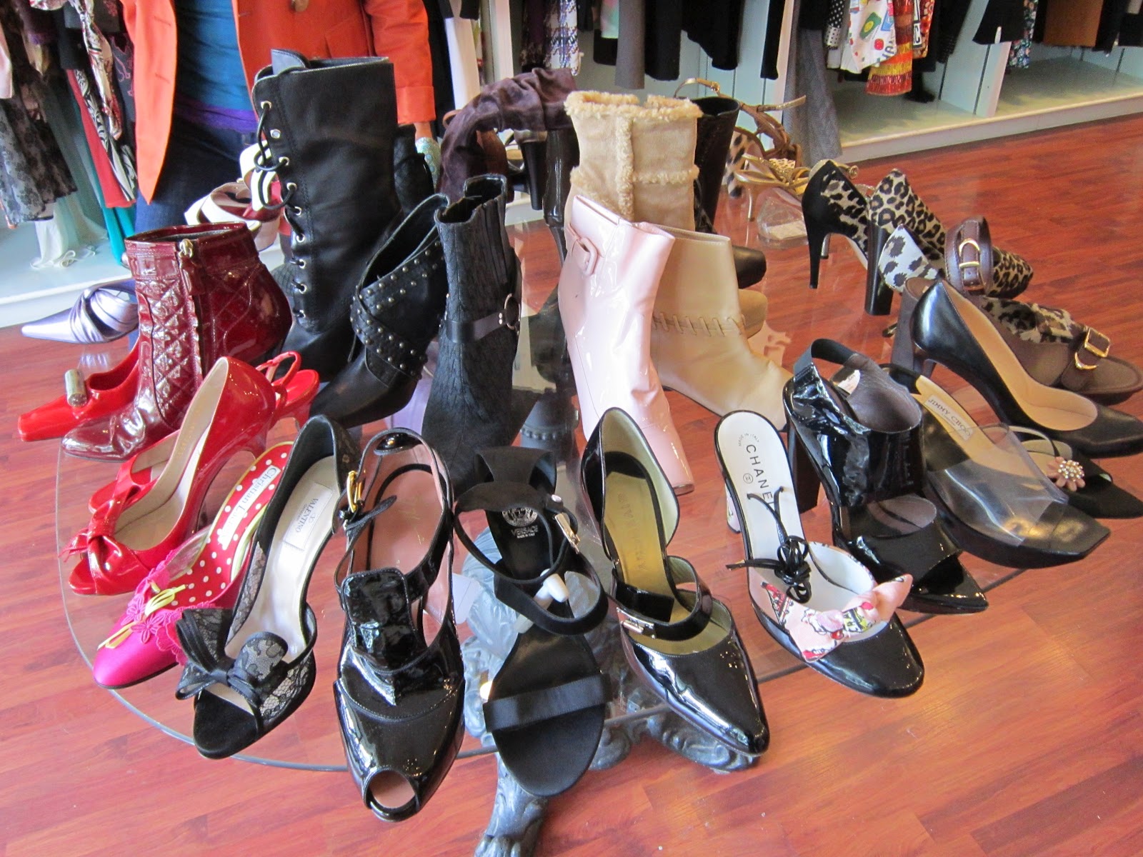 Toni's Vintage Trips Thrift Store Hunting in Walnut Creek, CA