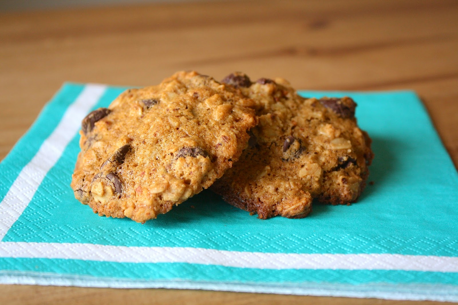 Paleo Chocolate Chip Cookies