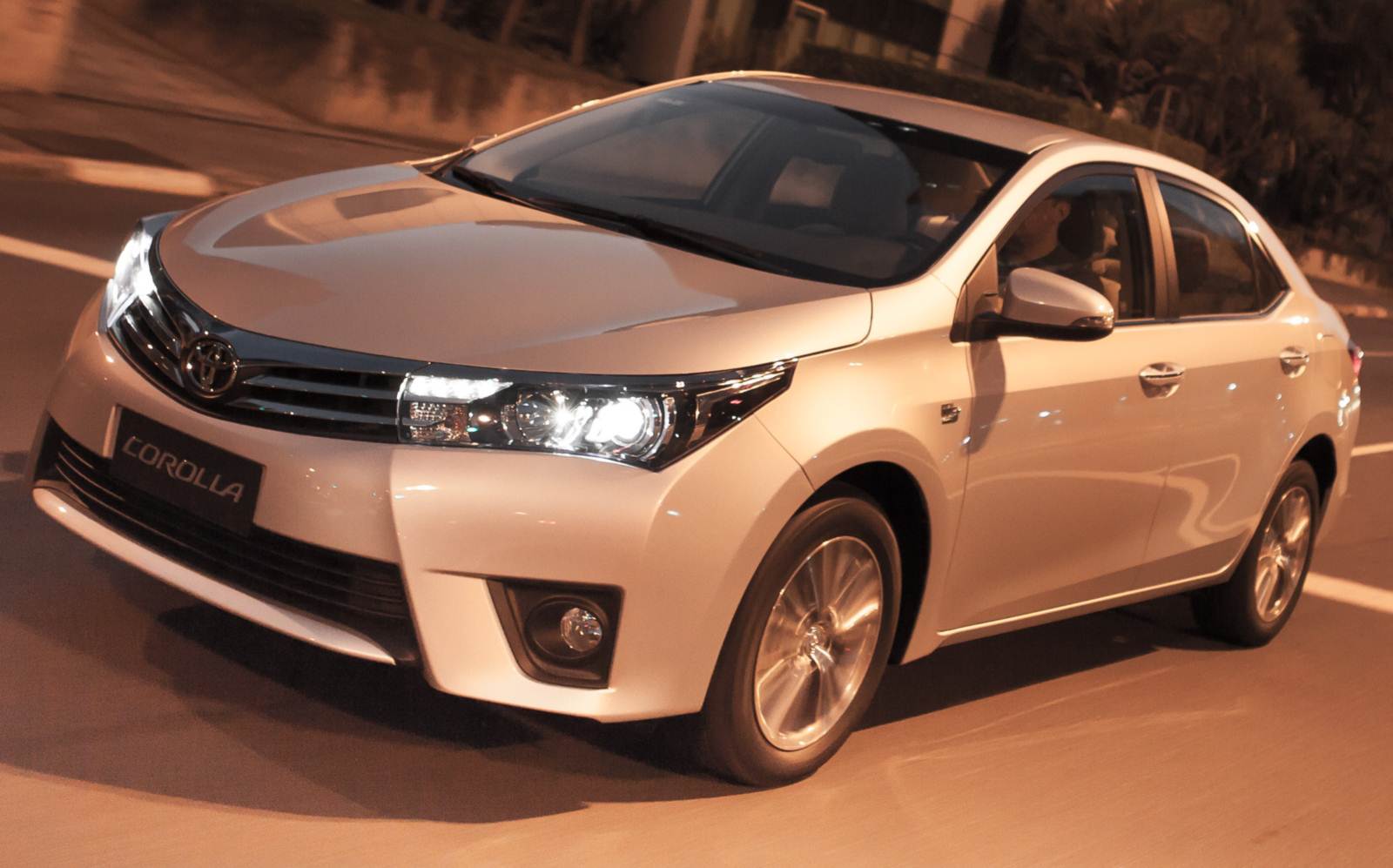 Novo Toyota Corollla 2015 - Altis