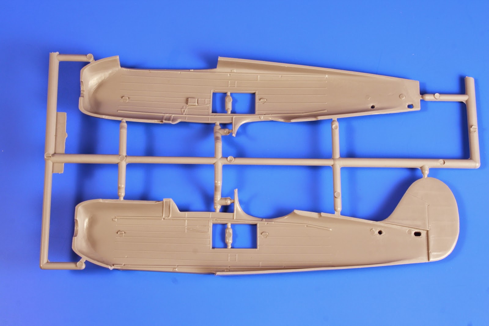 Special Hobby Maquette Avion 48137 IMAM  ROMEO  Ro.43 Rayé De Bandes Rouges 148 8594071084974