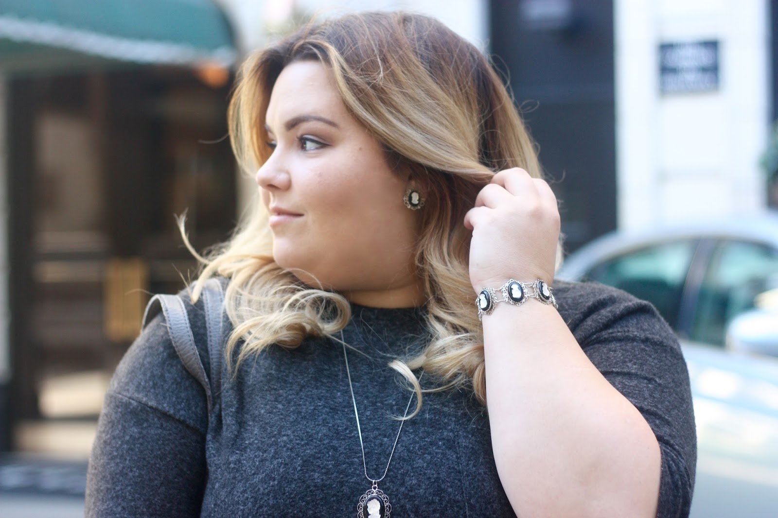 natalie craig, natalie in the city, vintage meet modern, plus size fashion blogger, vintage jewelery, chicago blogger, midwest blogger, lifestyle blogger, fall accessories, fall fashion