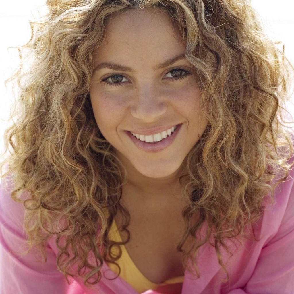 Shakira Shakira Breast Pics